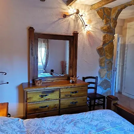 Independiente Con Amplio Jardín Y Barbacoa At - Cc-00678 * Puerto Rey (Caceres)