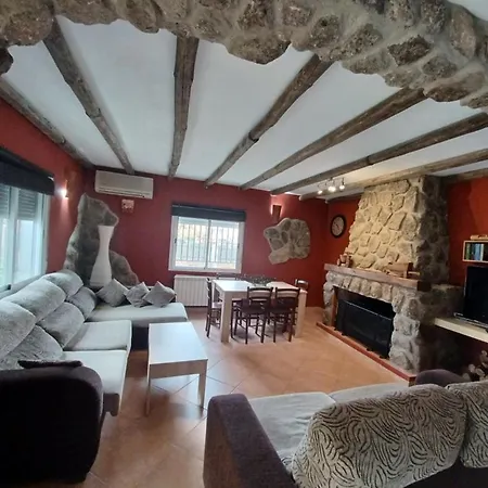 Independiente Con Amplio Jardín Y Barbacoa At - Cc-00678 Casa de Férias