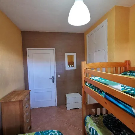 Casa de Férias Independiente Con Amplio Jardín Y Barbacoa At - Cc-00678