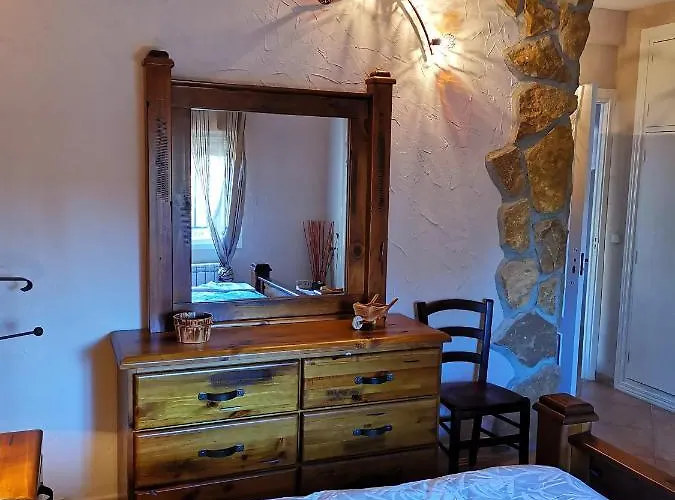 Independiente Con Amplio Jardin Y Barbacoa At - Cc-00678 * Puerto Rey (Caceres)