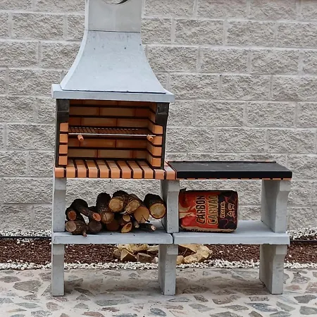 Independiente Con Amplio Jardin Y Barbacoa At - Cc-00678 *